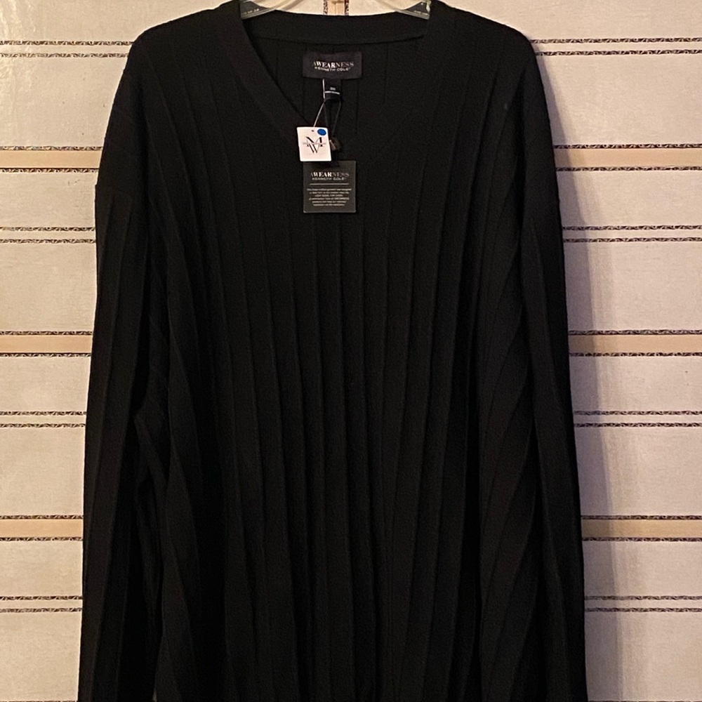 New Kenneth Cole Sweater